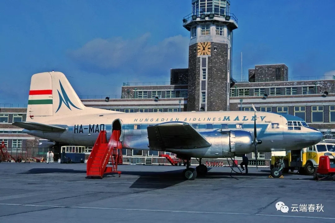 一个大人可以带几个小孩坐飞机 航空订票中心 航空订票中心—美国退役飞机公司