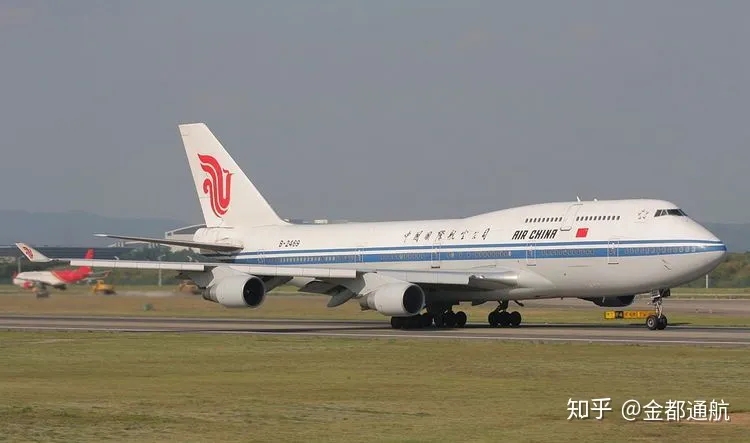 金都通航上街航校：什么是“大飞机”什么是“小飞机”？—美国退役飞机公司