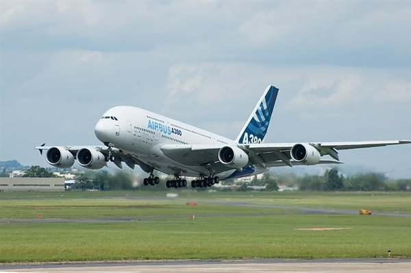 地沟油变航空燃料：空客A380全球首飞成功！—美国退役飞机协会