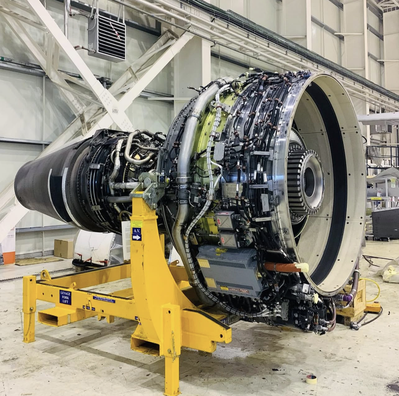 不同民航飞机发动机安装-美国退役飞机协会