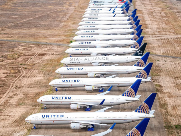 飞机坟场里的飞机-美国退役飞机协会